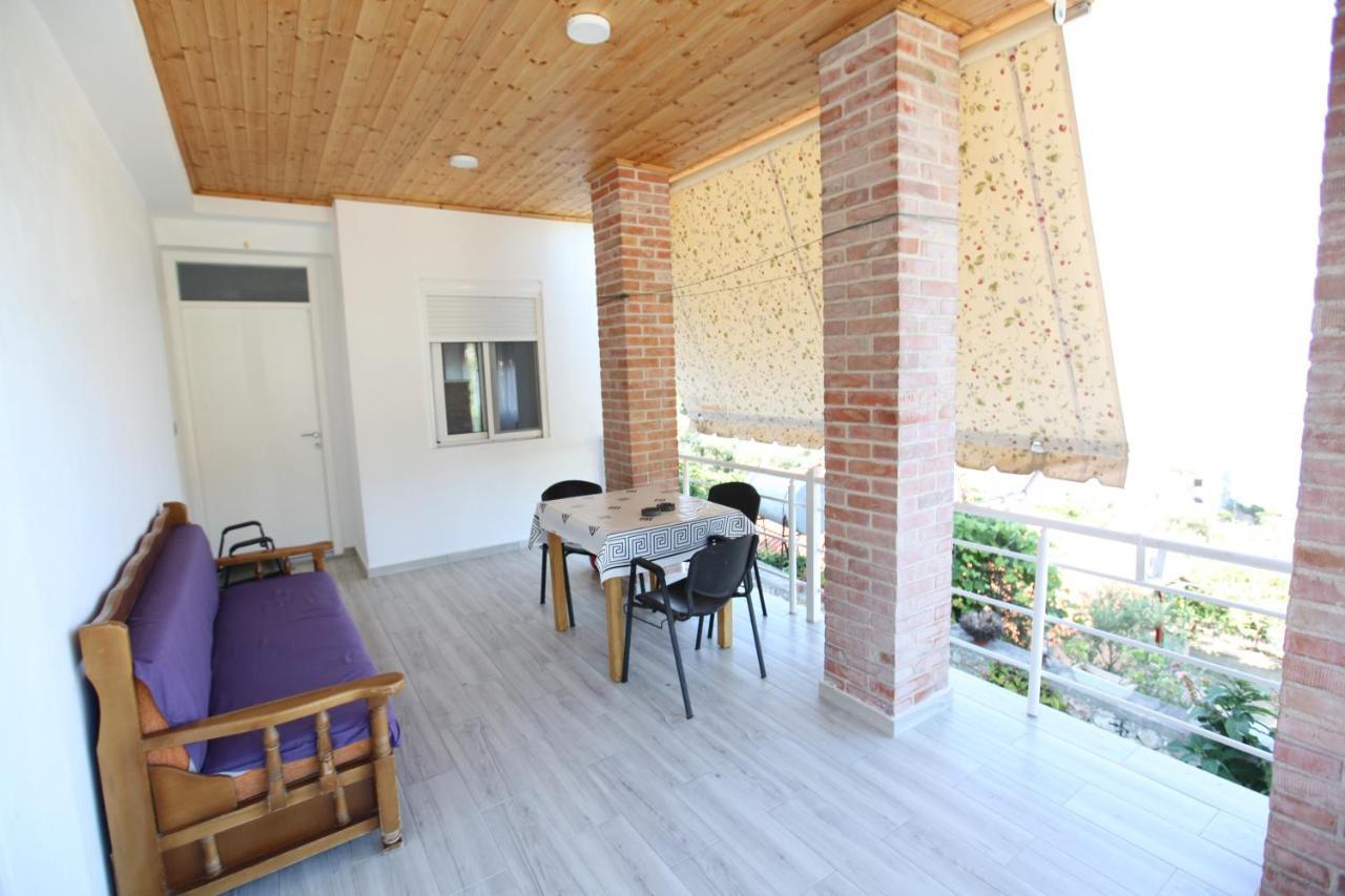 Vila Riza Veliu Piqeras Exterior photo